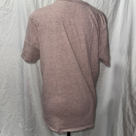 T-Shirt - Picture 3 of 4